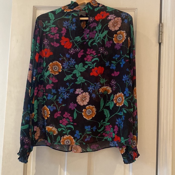 Floral Printed Top - Picture 4 of 8